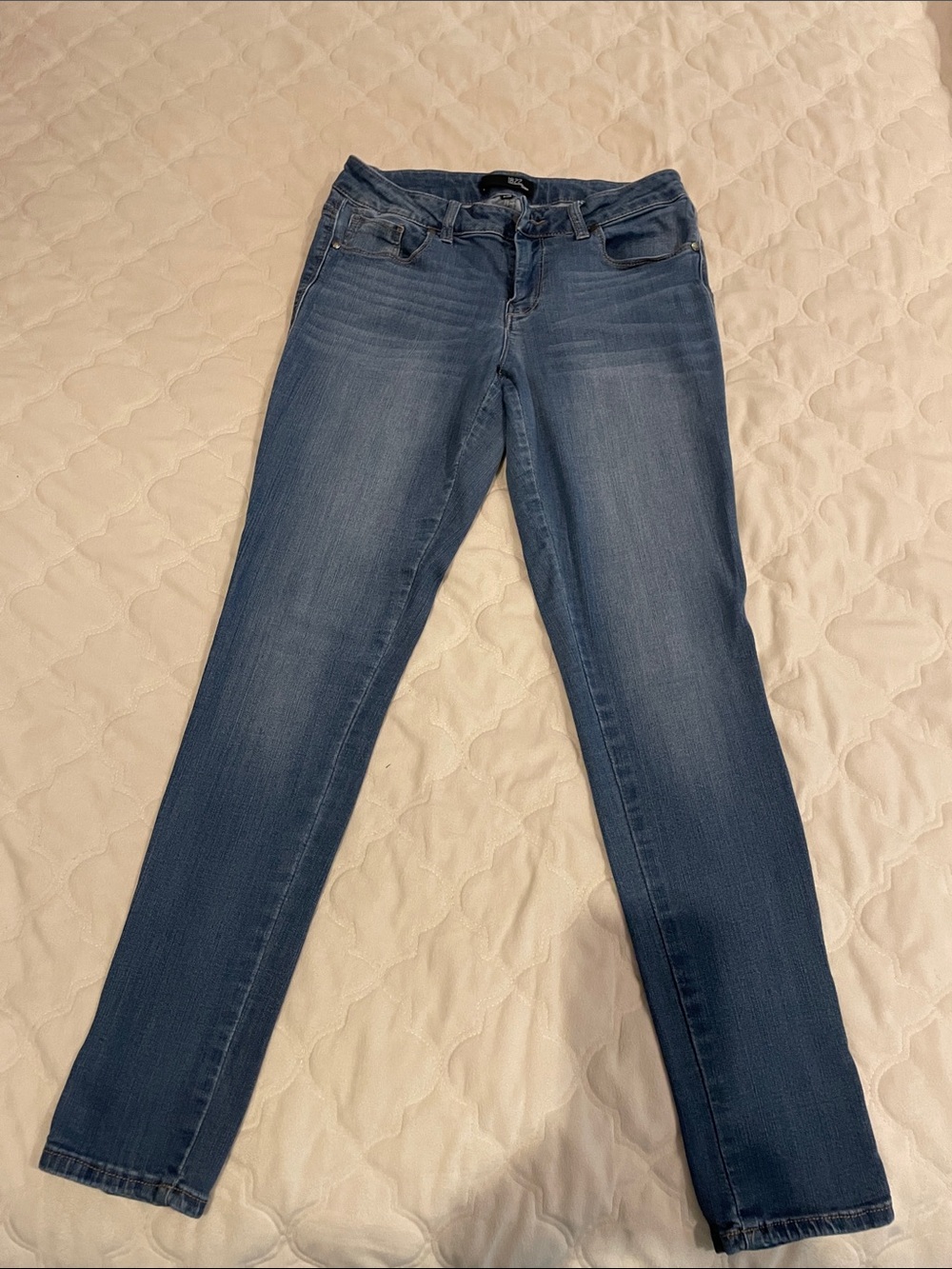 1822 Denim Women's Dark Blue Skinny Jeans